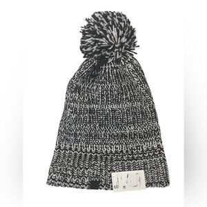 Calvin Klein Women’s Black & White Chunky Marled Pom Pom Beanie ONE SIZE